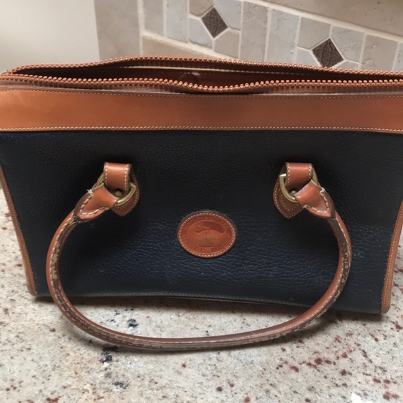 dooney and bourke navy purse
